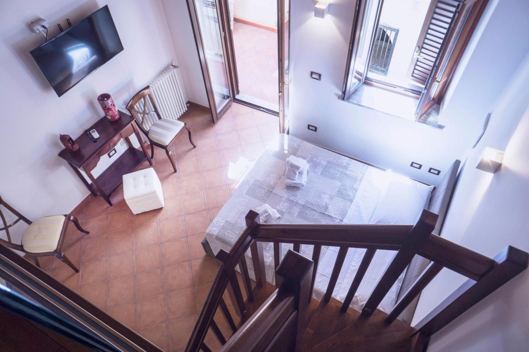 Апартаменты Tina House - Il Cortile Nel Centro Storico Di Таормина Экстерьер фото